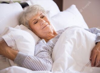 5 TIP TINGKATKAN TIDUR PADA PENDERITA DEMENSIA