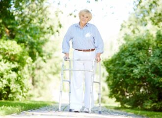 10 CARA MUDAH MELATIH OTAK LANSIA