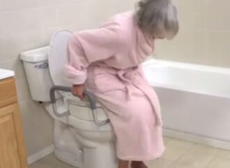 MEMODIFIKASI RUMAH UNTUK PENDERITA STROKE (1)