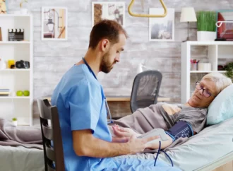 PANJANG UMUR, SIAPA TIDAK INGIN? TAPI BAGAIMANA JIKA HIDUP LEBIH LAMA JUSTRU DISERTAI BERBAGAI MASALAH KESEHATAN?