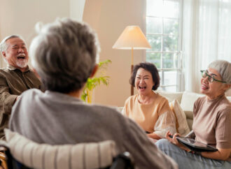 TERTAWA MAMPU MENYEHATKAN TUBUH