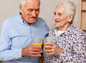 KECUKUPAN CAIRAN TUBUH SAAT MUSIM PENGHUJAN