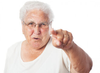 7 CARA MENGATASI TUDUHAN PALSU PENDERITA DEMENSIA