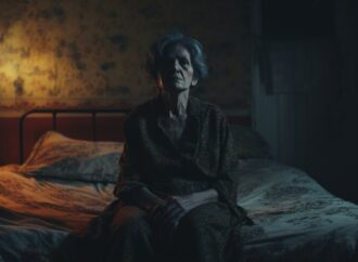 USIA 70-AN: Seiring Bertambahnya Usia Semakin Sulit Tidur Nyenyak di Waktu Malam