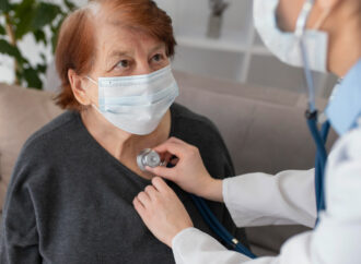 COVID-19 BELUM BERAKHIR: Siapa yang Berisiko Lebih Tinggi Mengalami Sakit Parah?