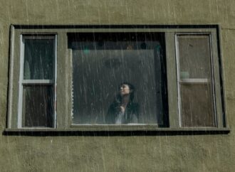 Fenomena Bediding: MENGAPA CUACA DINGIN BERBAHAYA BAGI TUBUH YANG MENUA?