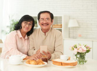 CARA MENGATASI HILANG NAFSU MAKAN PADA USIA 60 +