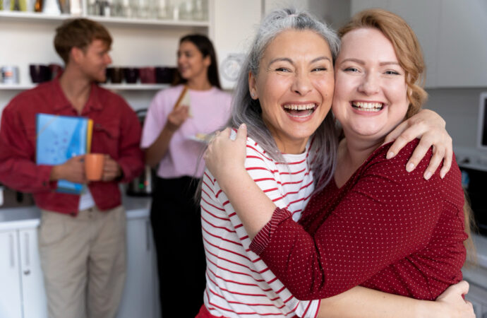 SENI PERSAHABATAN SETELAH USIA 60